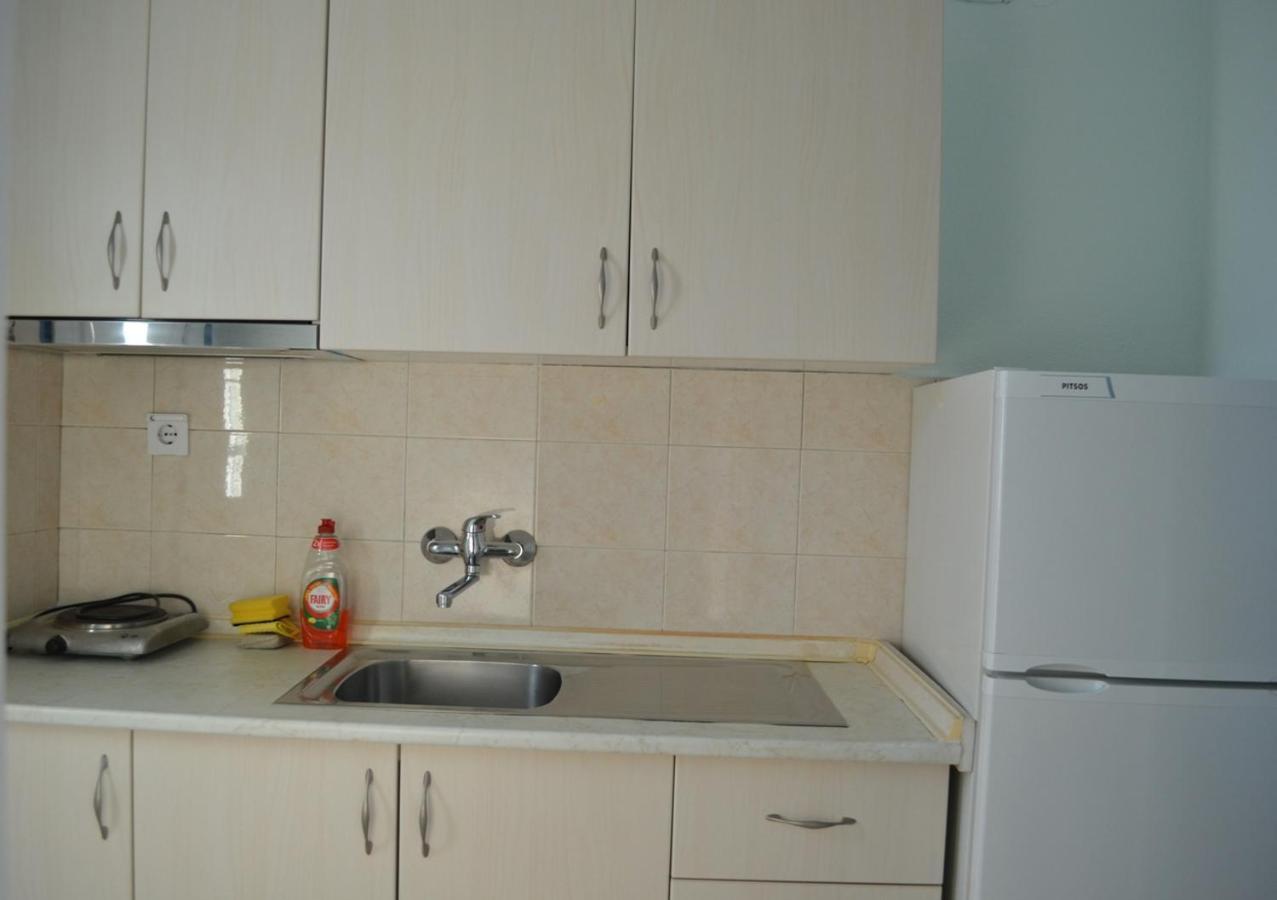 Nikos Rooms Kallithea Kallithea  Екстериор снимка